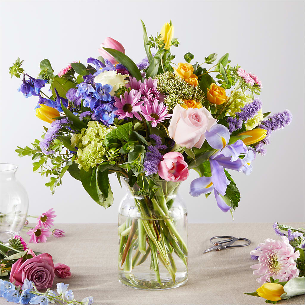 Pastel Tradition - A Florist Original – Flowers By Mgm, North York ON
