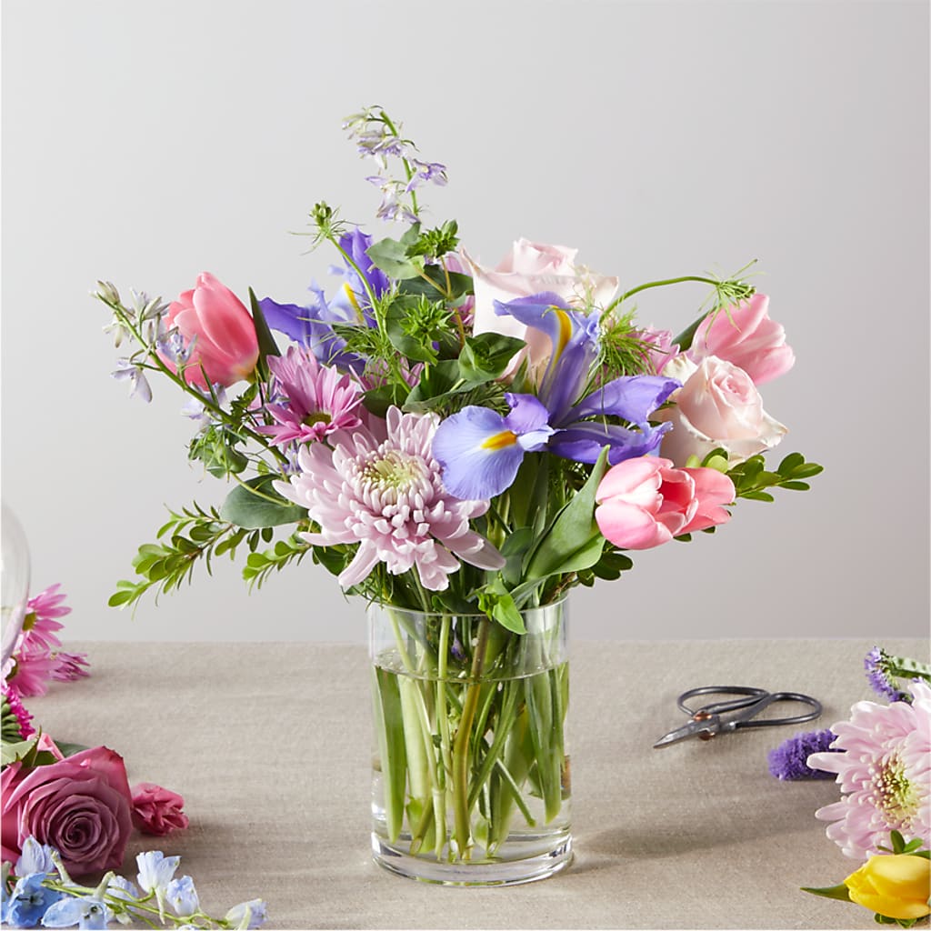 Pastel Tradition - A Florist Original – Flowers By Mgm, North York ON