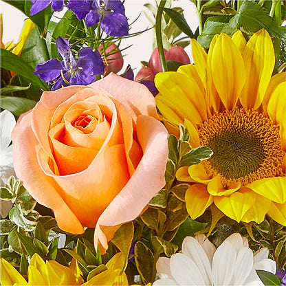 The Good Life Bouquet –  Flowers By Mgm, North York ON
