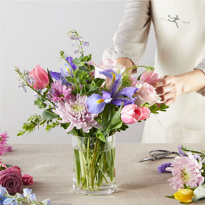 Pastel Tradition - A Florist Original –  Flowers By Mgm, North York ON
