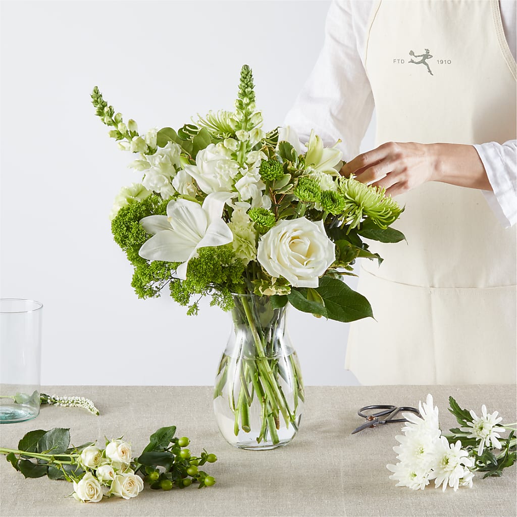 Irish Garden - A Florist Original –  Flowers By Mgm, North York ON