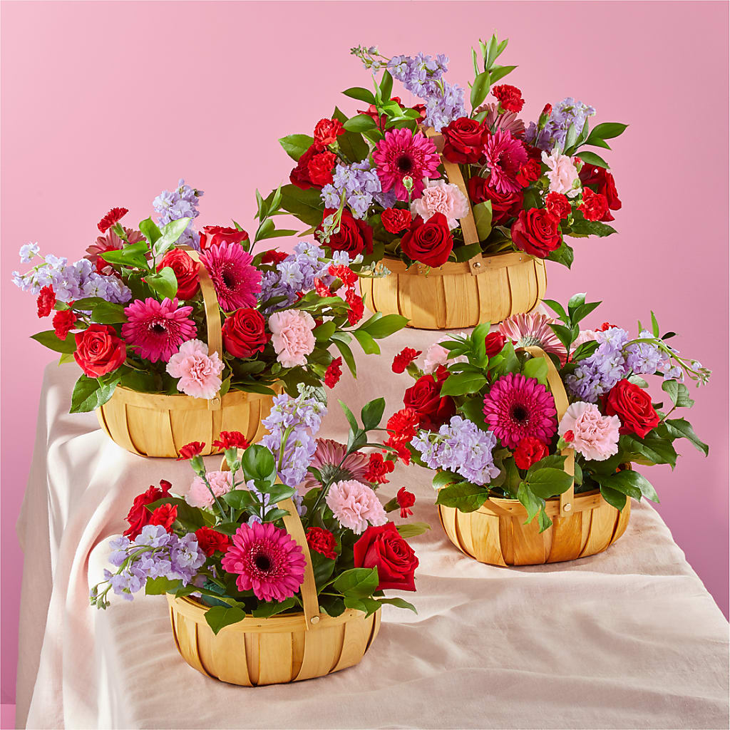 Pink Picnic Basket –  Flowers By Mgm, North York ON