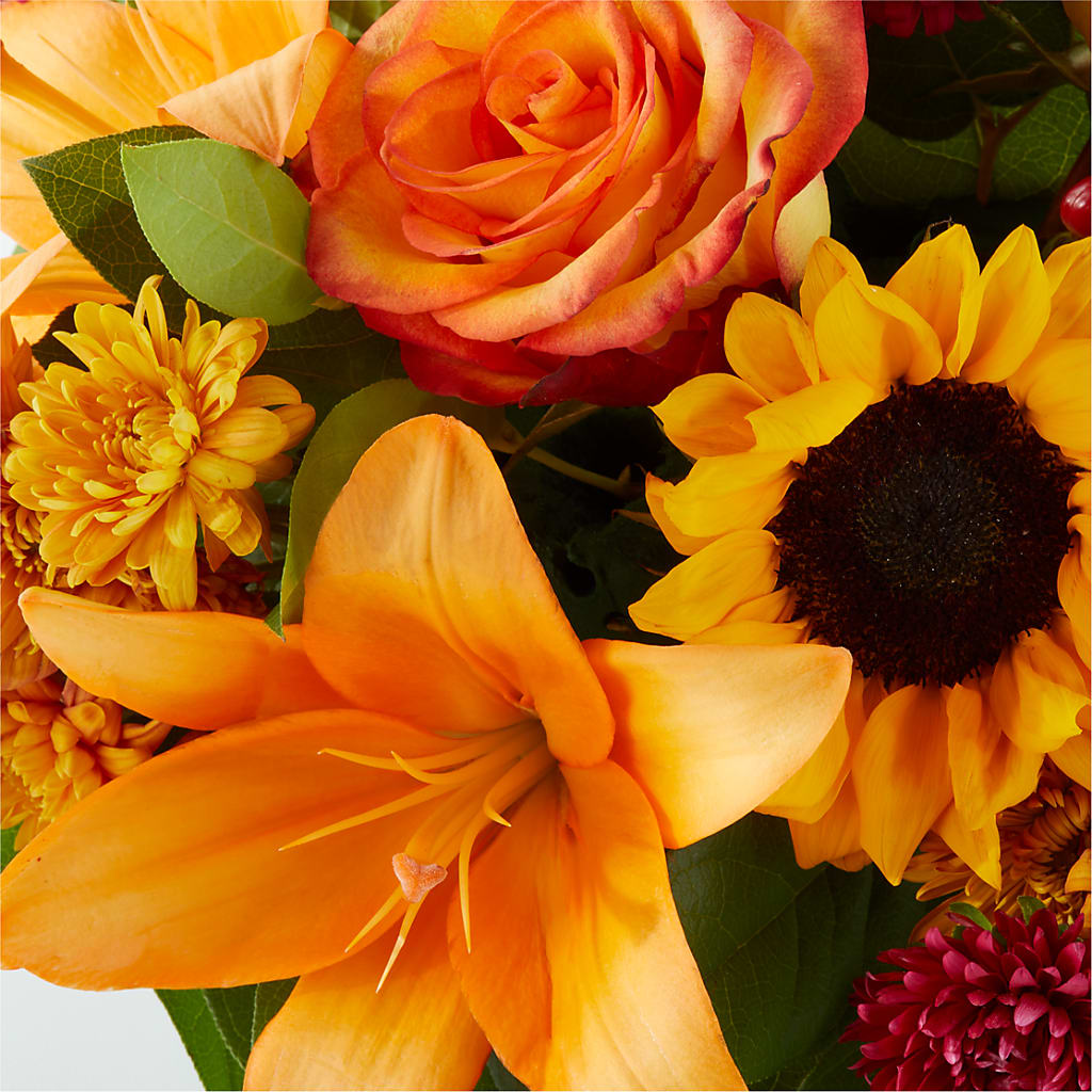 Grateful Centerpiece –  Flowers By Mgm, North York ON