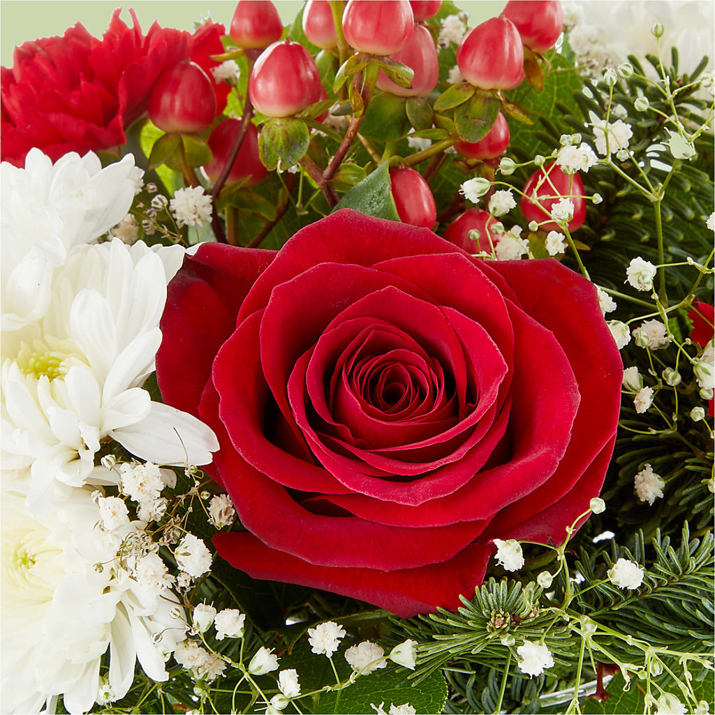 Chance of Flurries Bouquet –  Flowers By Mgm, North York ON