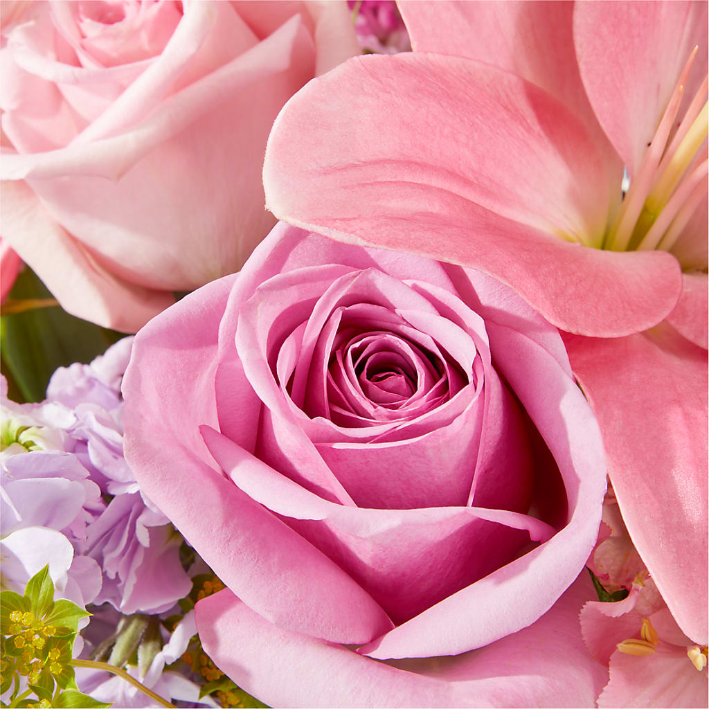 The Crown Jewel Bouquet –  Flowers By Mgm, North York ON