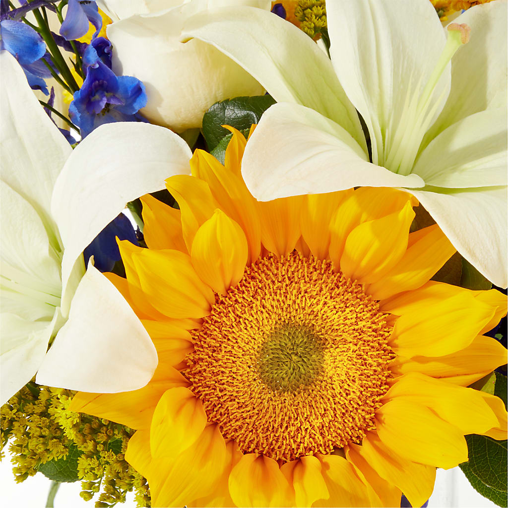 Stargazing Bouquet –  Flowers By Mgm, North York ON