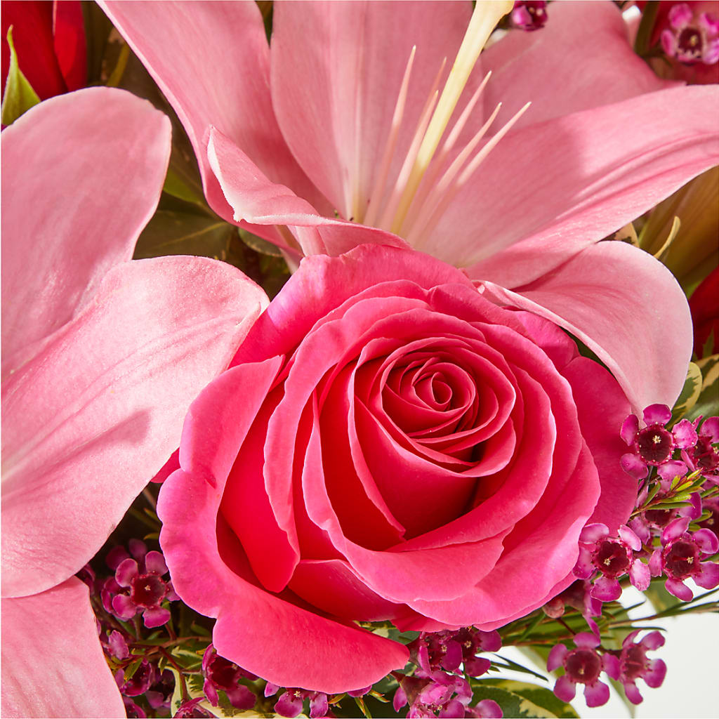 Lucky in Love Bouquet –  Flowers By Mgm, North York ON