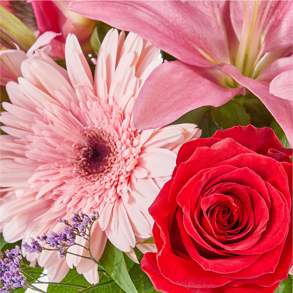 Lots of Love Bouquet –  Flowers By Mgm, North York ON