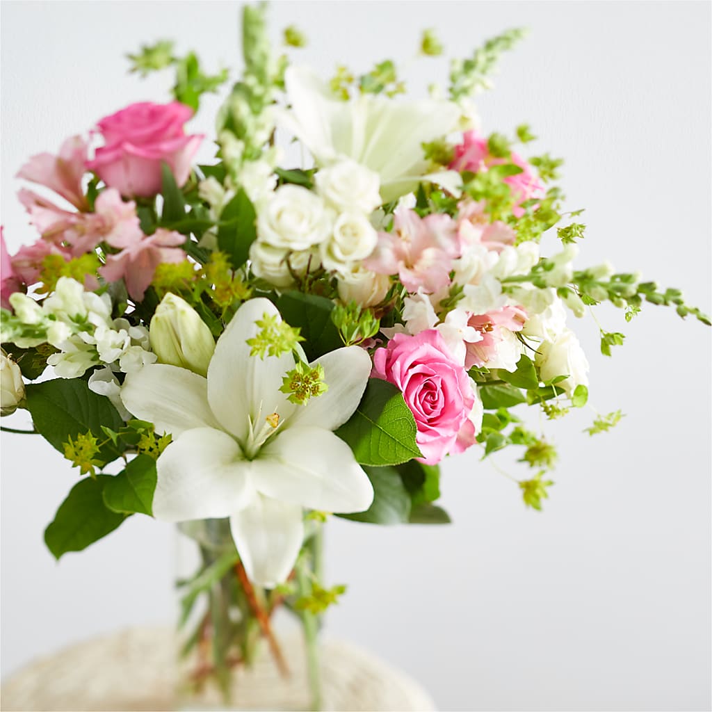 Fondly Bouquet –  Flowers By Mgm, North York ON