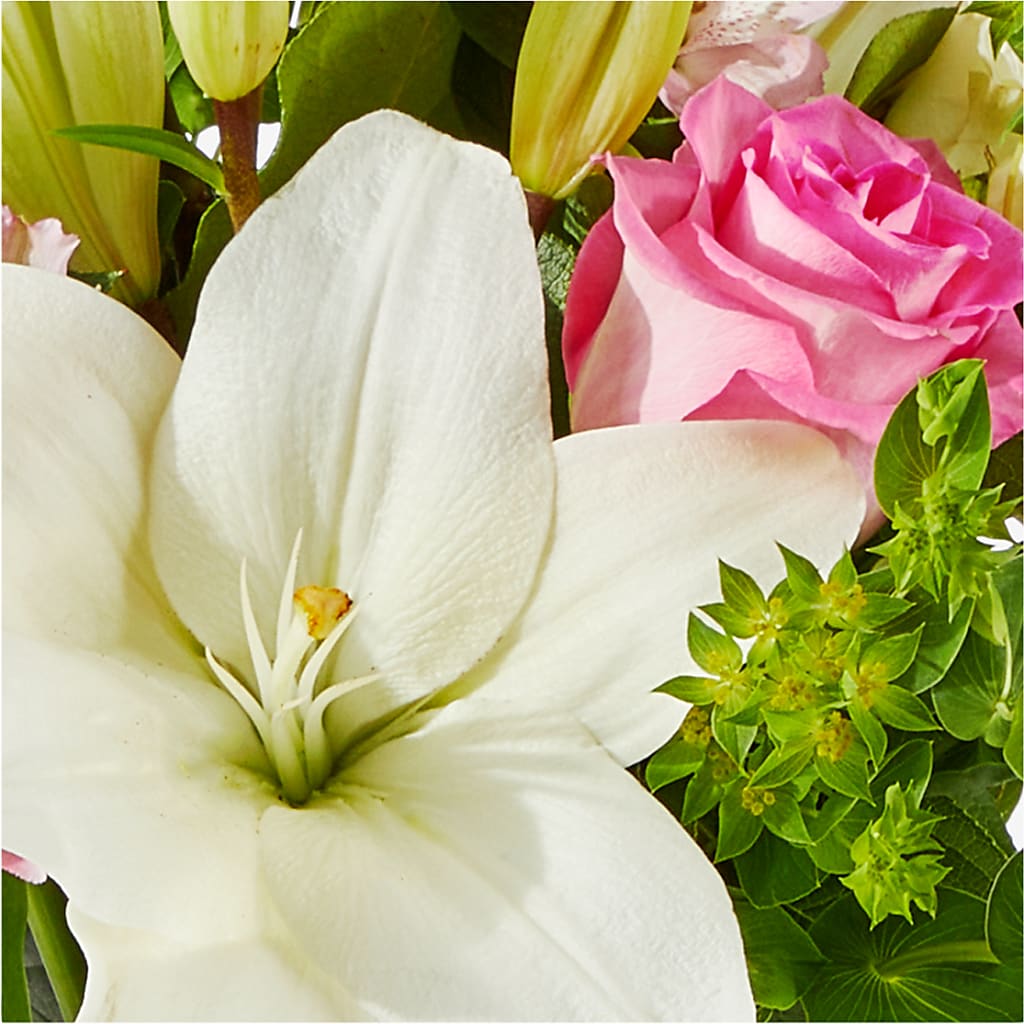 Fondly Bouquet –  Flowers By Mgm, North York ON