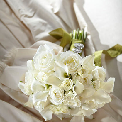 Serene Highness Bouquet –  Flowers By Mgm, North York ON