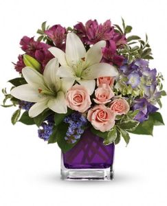 Teleflora's Garden Romance