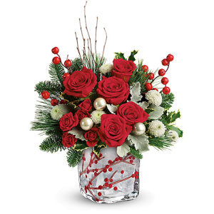 Teleflora's Winterberry Kisses