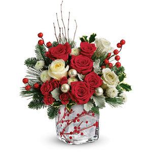 Teleflora's Winterberry Kisses